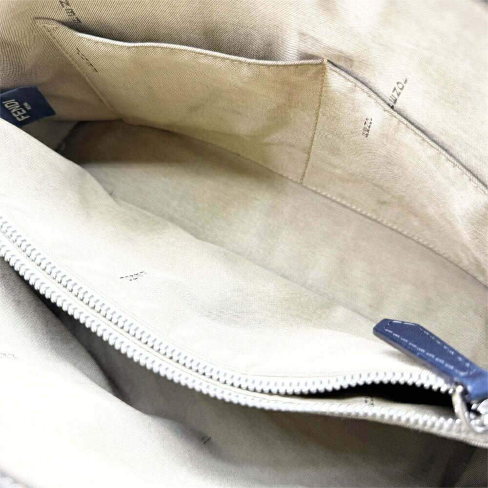 FENDI Black Leather Shoulder Bag - Picture 16 of 16